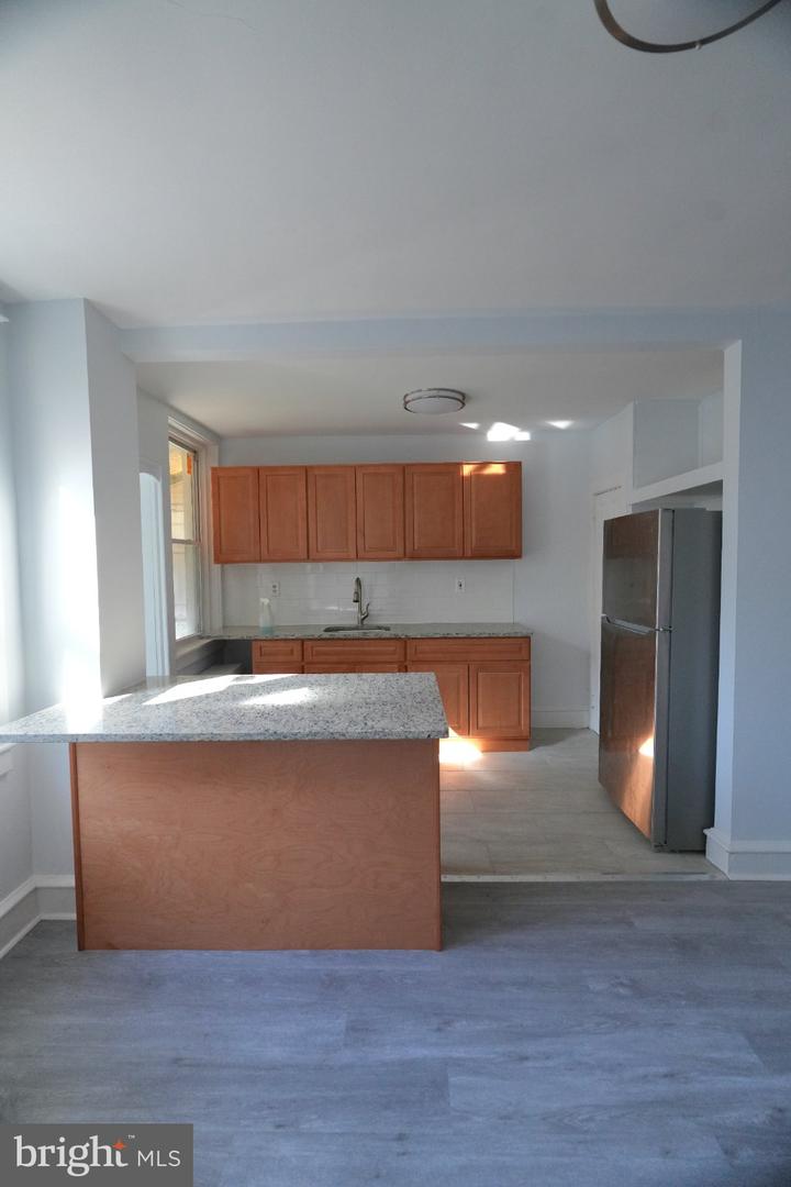 7126 Torresdale Ave Property Photo 1