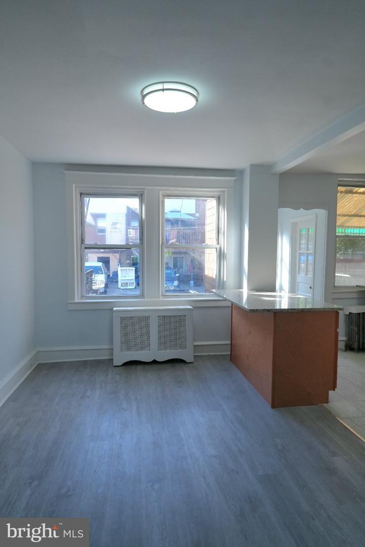 7126 Torresdale Ave Property Photo 3