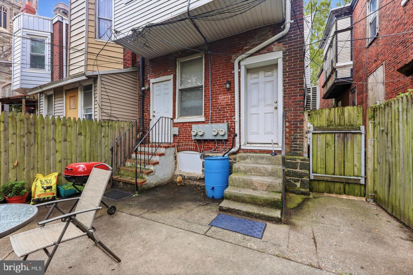 5125 Spruce St Property Photo 14