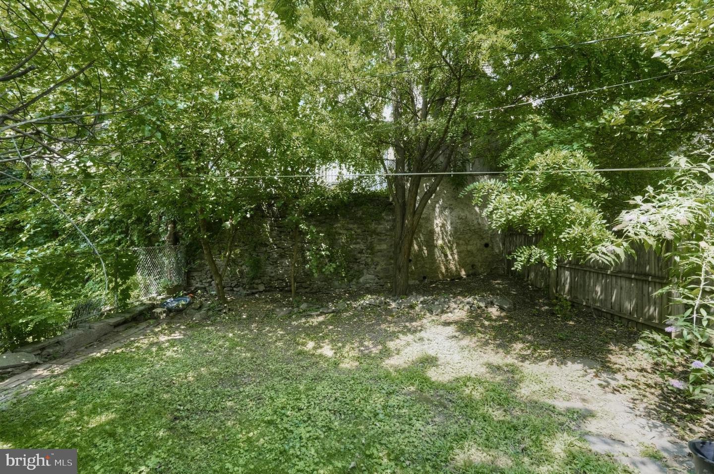 201 Sumac St #2 Flr Property Photo 4