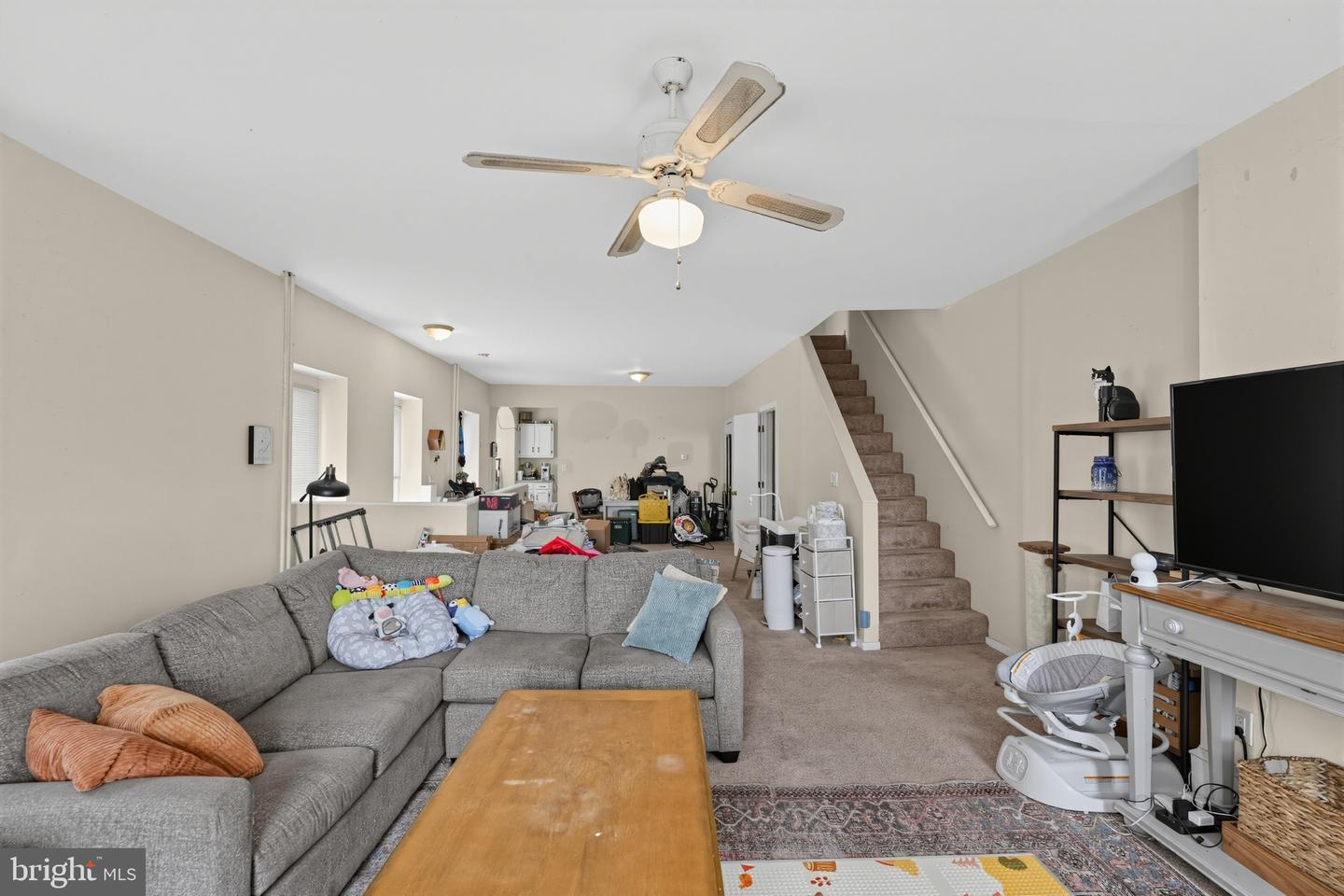 201 Sumac St #2 Flr Property Photo 8