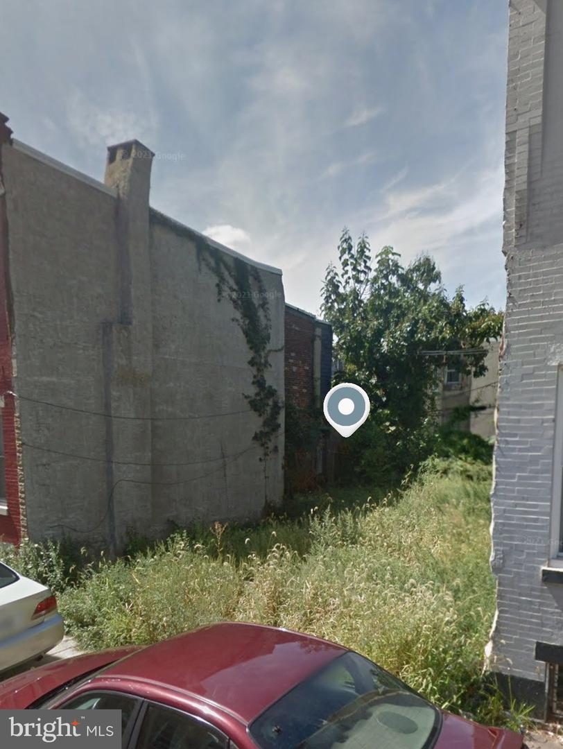 1812 N JUDSON ST Property Photo 1