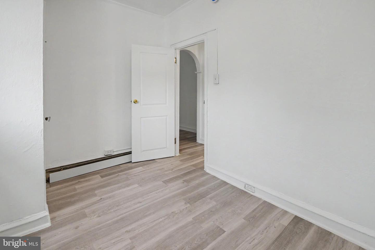 5200-00 W Montgomery Ave #bldg W Unit 22a Property Photo 11