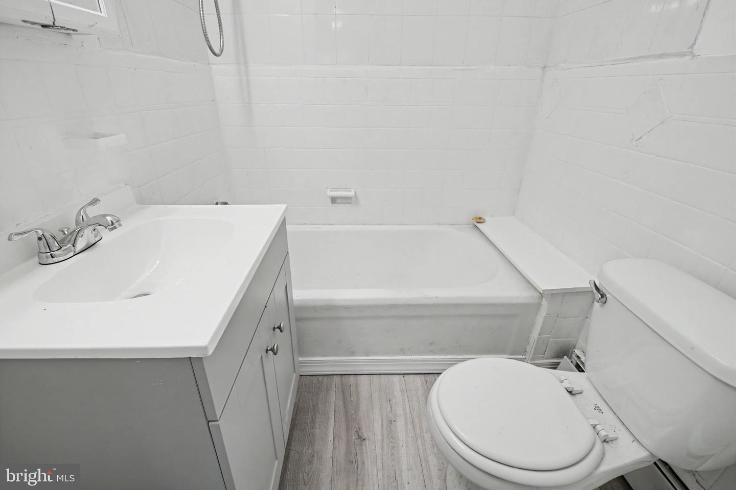 5200-00 W Montgomery Ave #bldg W Unit 22a Property Photo 15