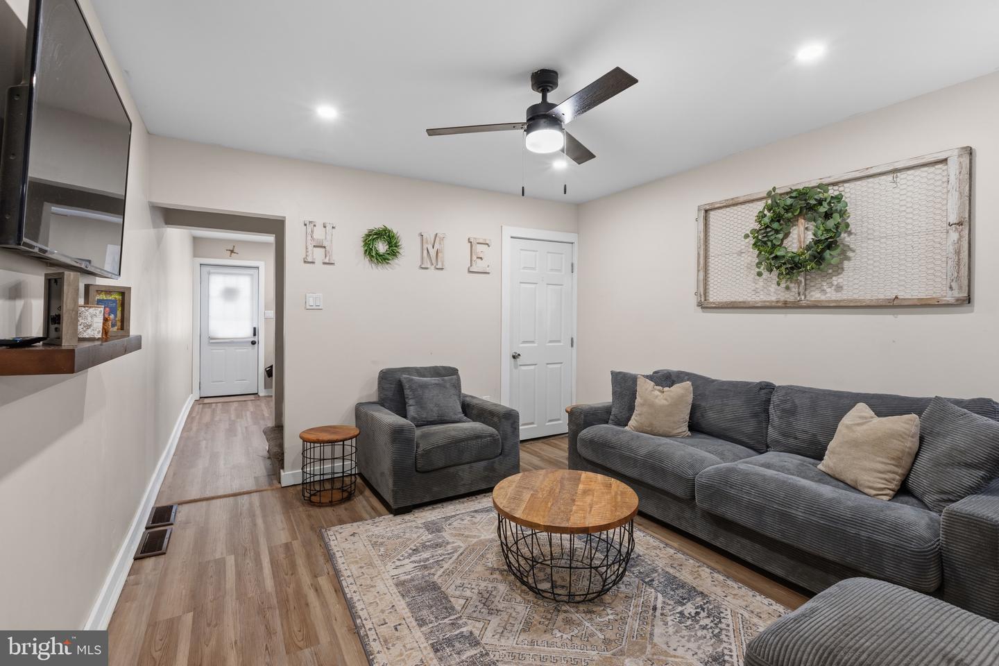 2734 Haworth St Property Photo 4
