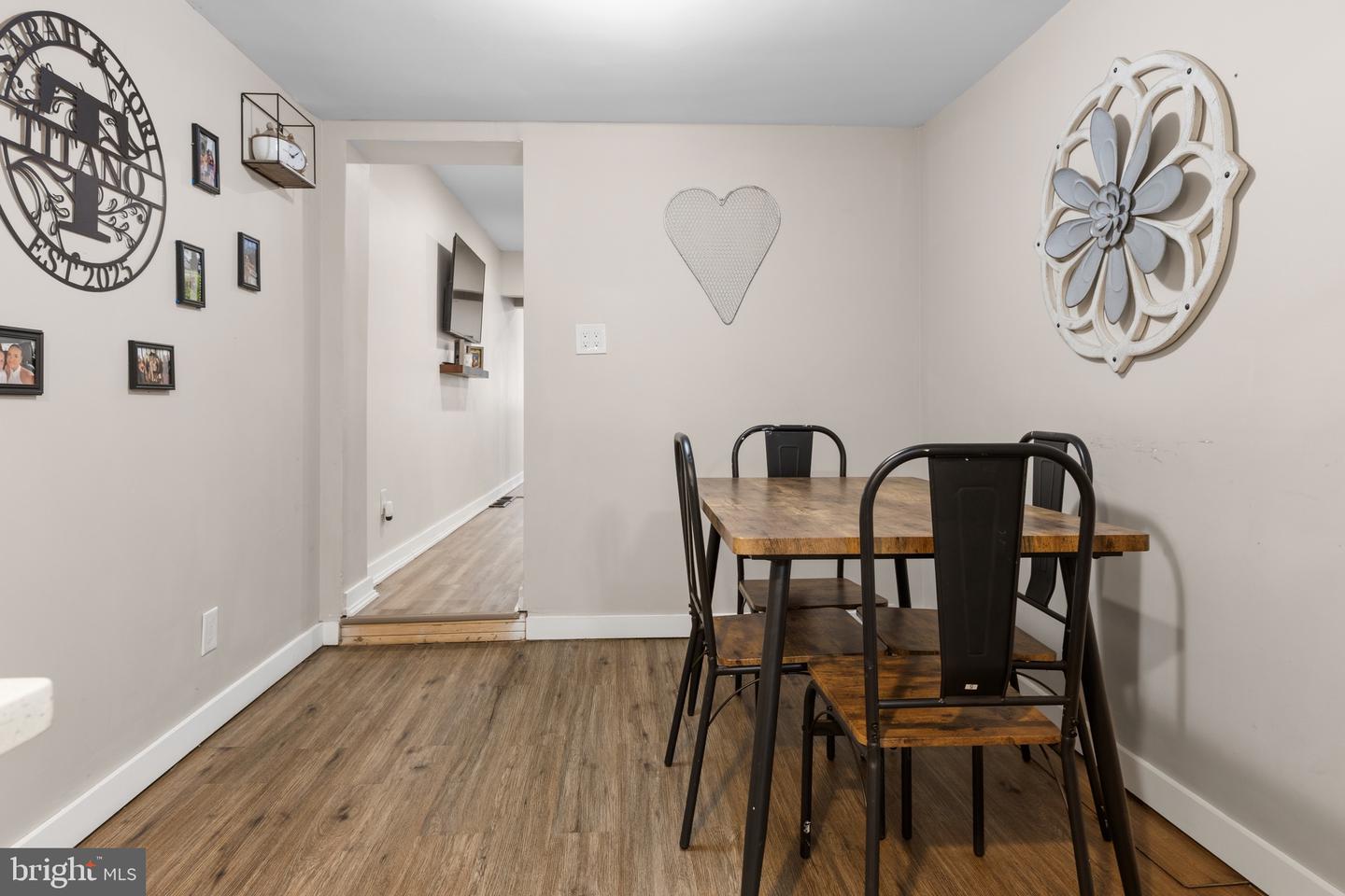 2734 Haworth St Property Photo 7