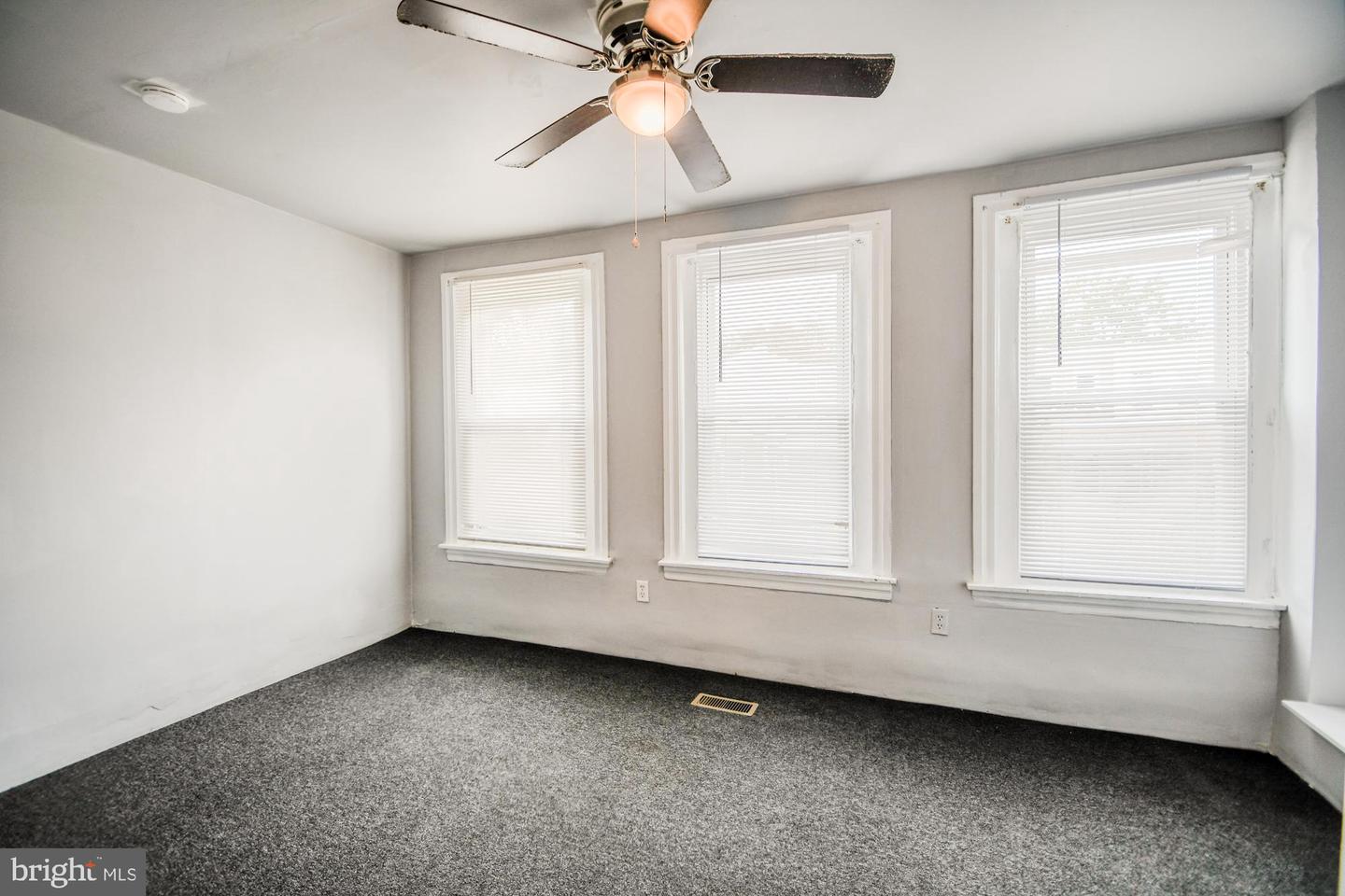 4615 Fernhill Rd Property Photo 10