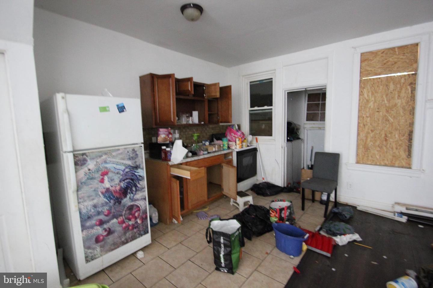 812 S Cecil St Property Photo 4