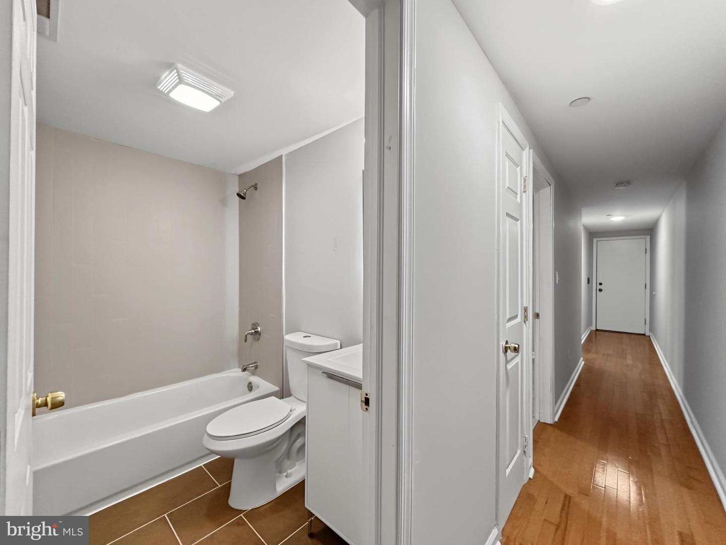 1811 Cecil B Moore Ave #c Property Photo 13