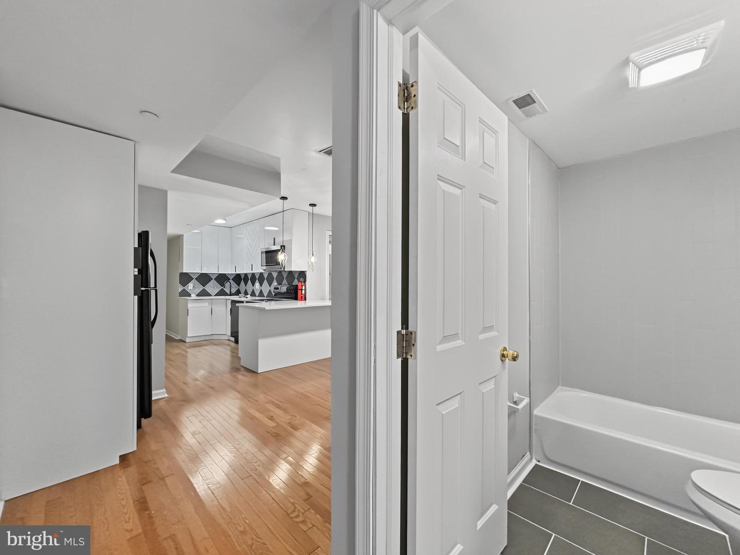 1811 Cecil B Moore Ave #c Property Photo 14