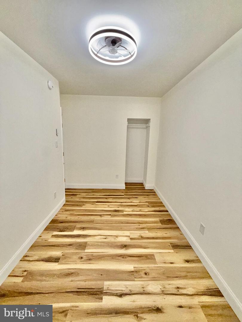 6067 Regent St Property Photo 22
