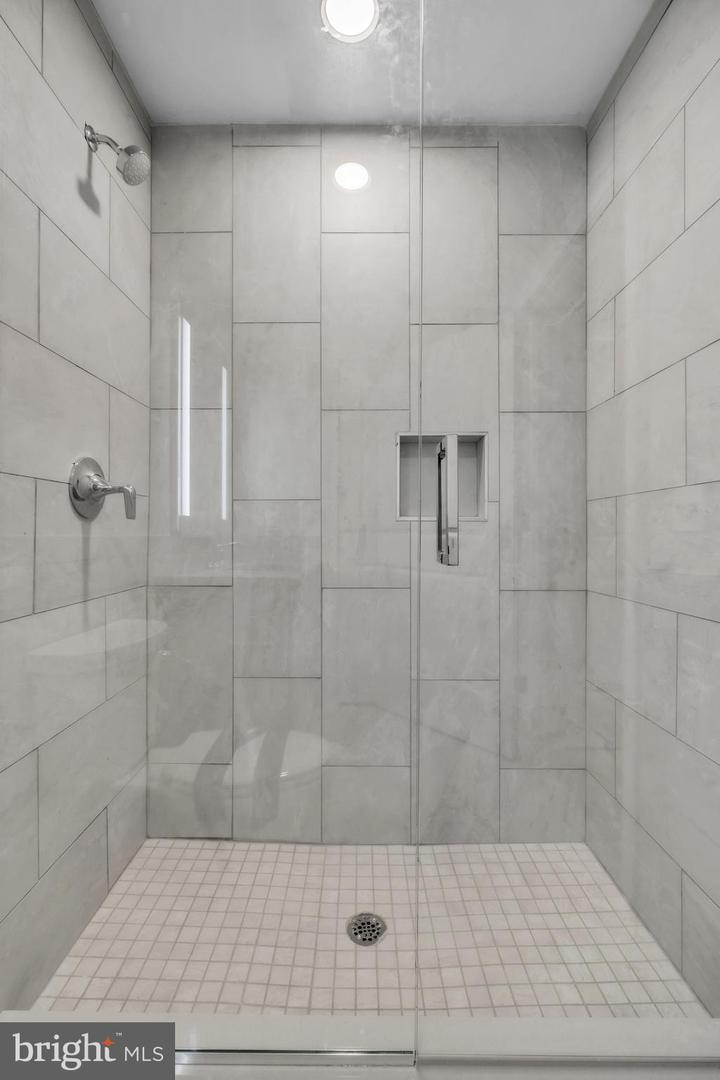 1801 Market St #1804 Property Photo 6