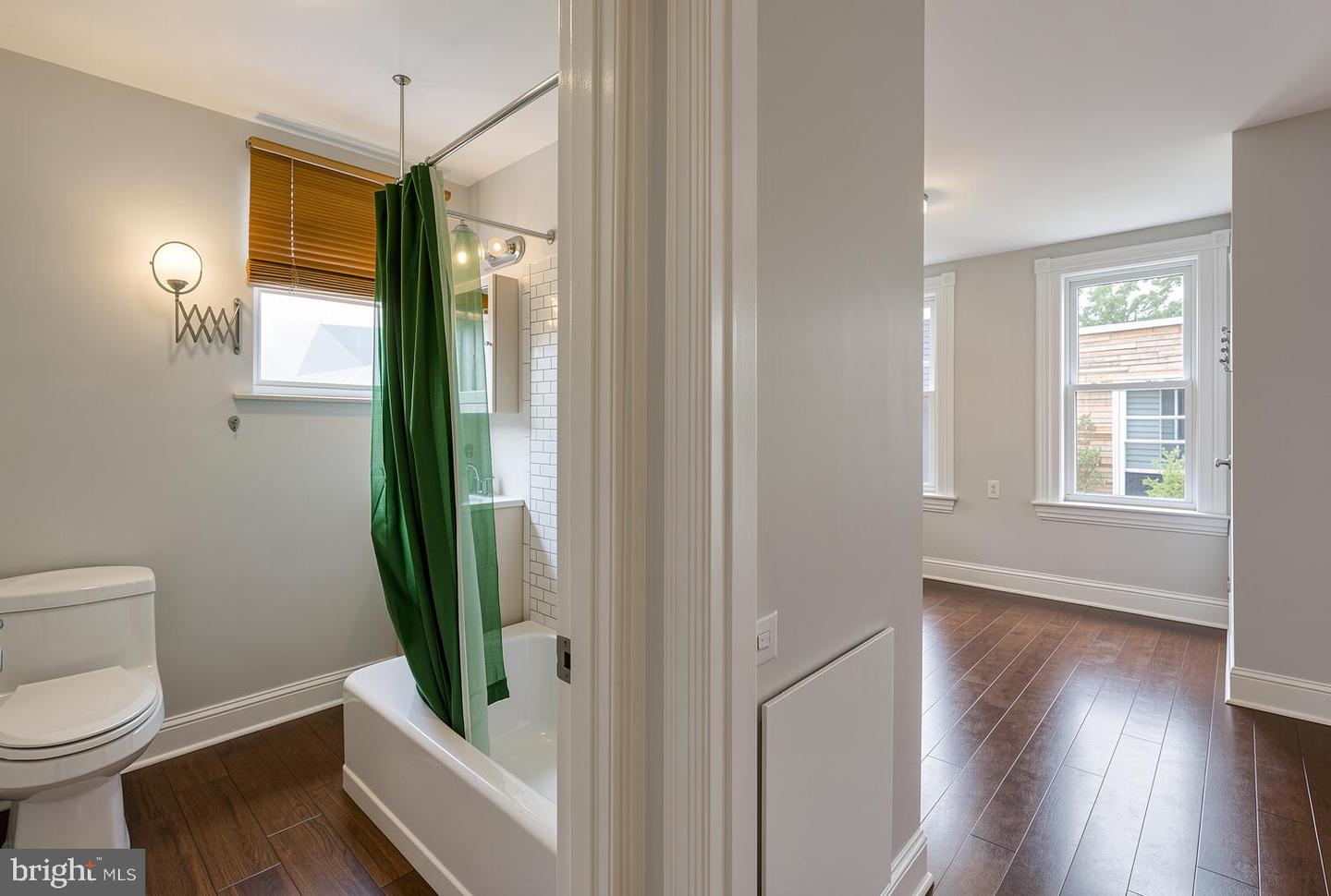 1254 S Bonsall St Property Photo 8