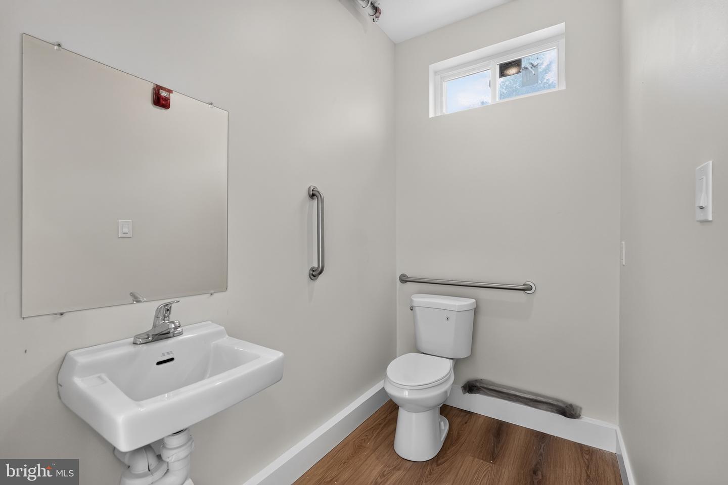2143 E Arizona St Property Photo 4