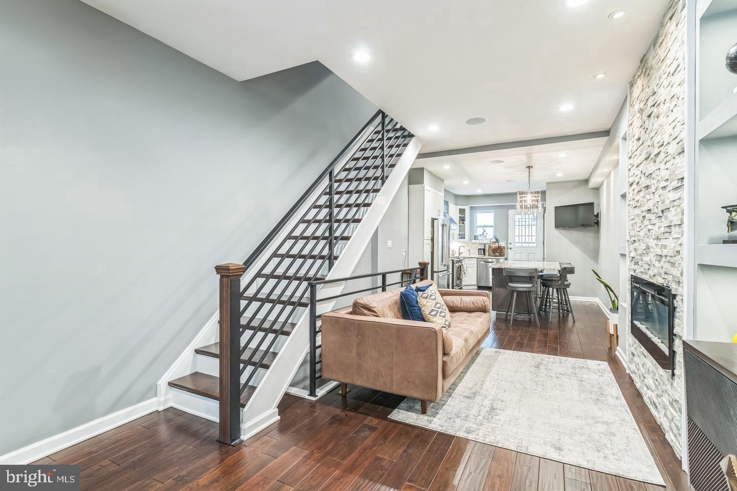 1153 N Hancock St Property Photo 3