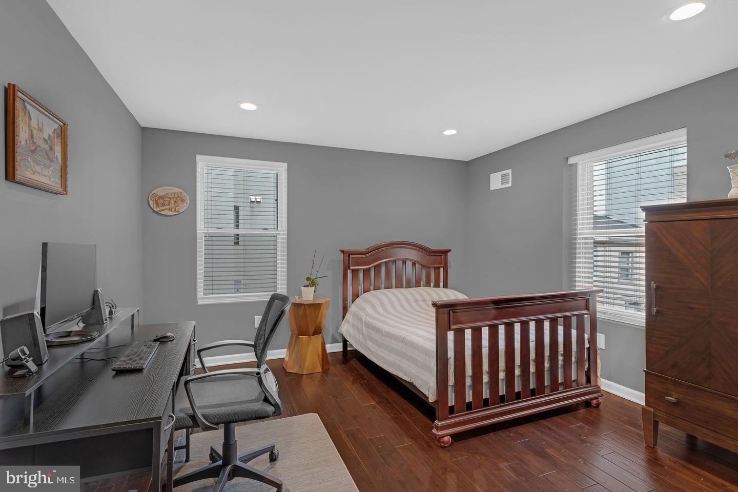 1153 N Hancock St Property Photo 12