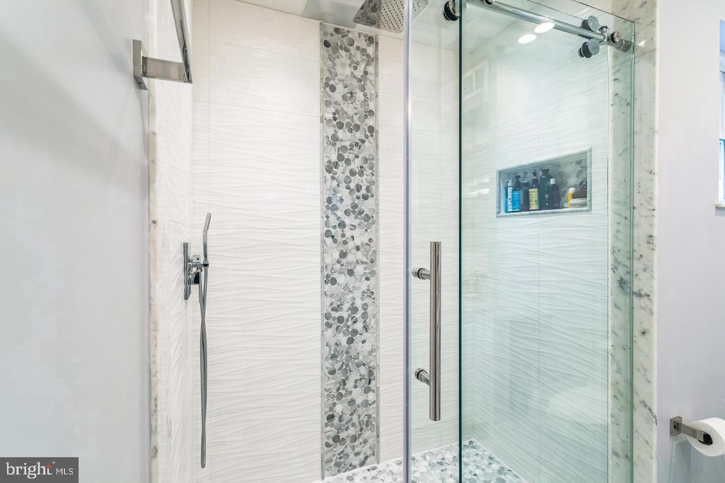 1153 N Hancock St Property Photo 19