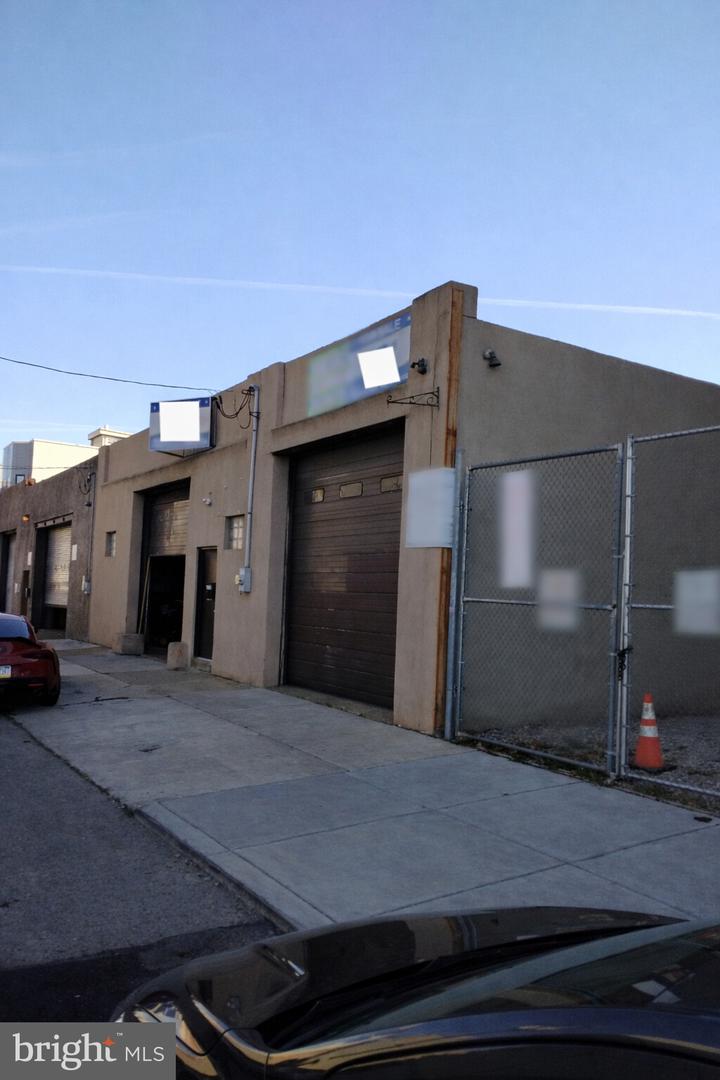 2728-30 Federal St Property Photo 4