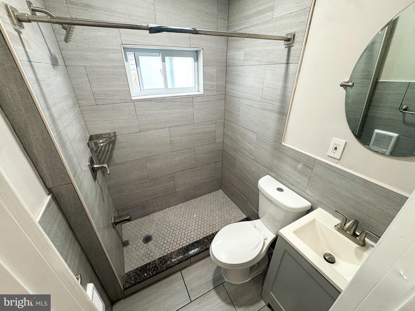 2538 N Gratz St Property Photo 14