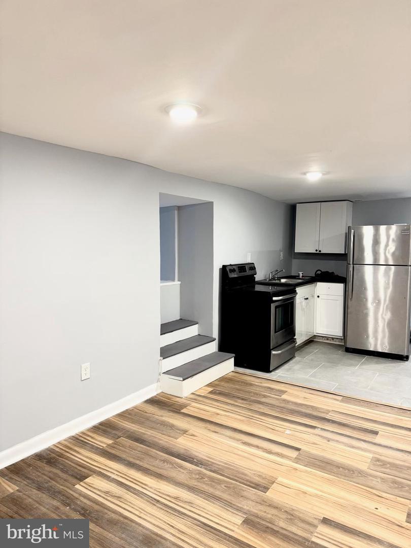 5323 Walnut St #1 Property Photo 8