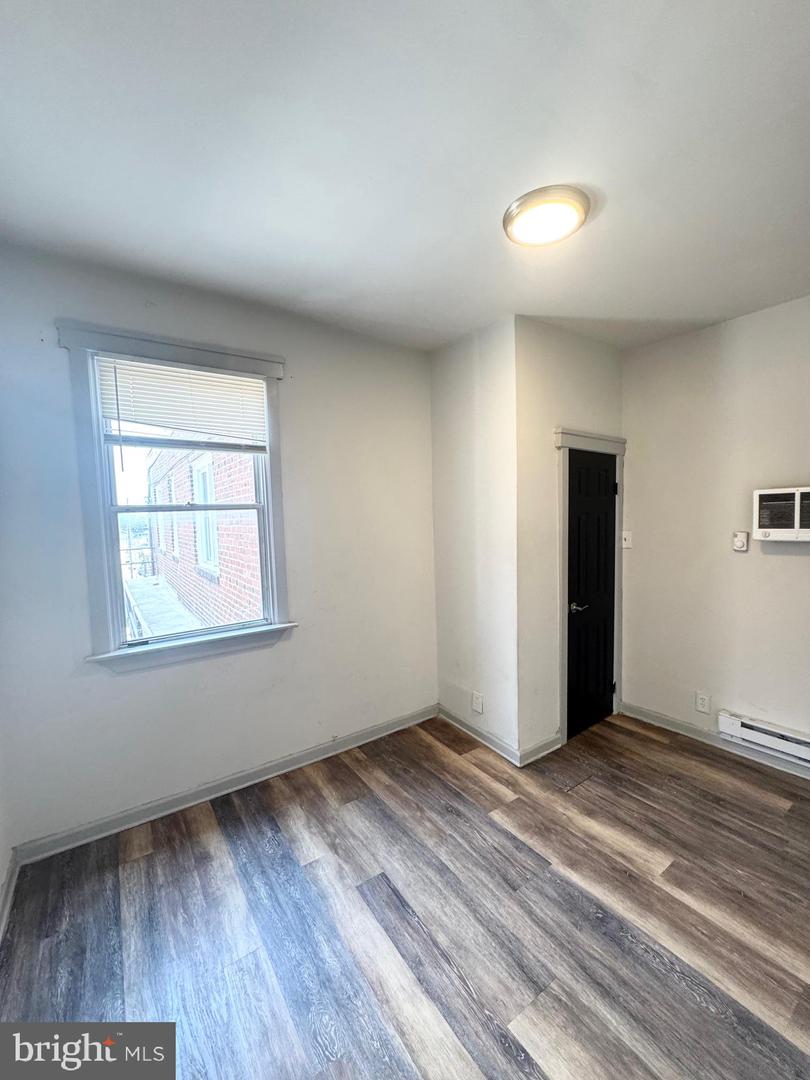 6707 Ogontz Ave #a Property Photo 5