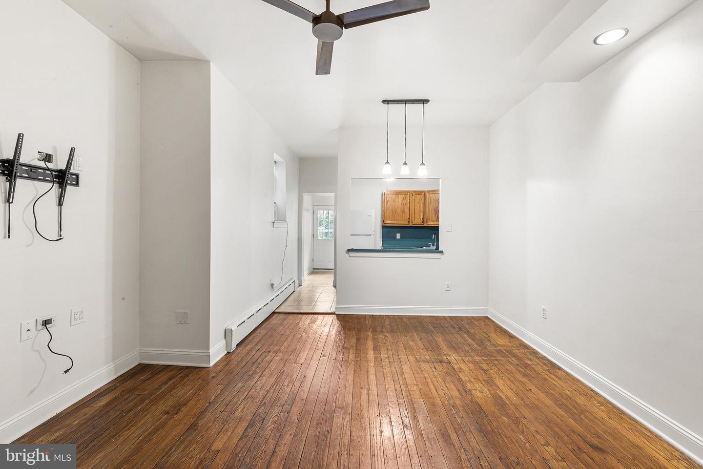 2119 S 13th Property Photo 6