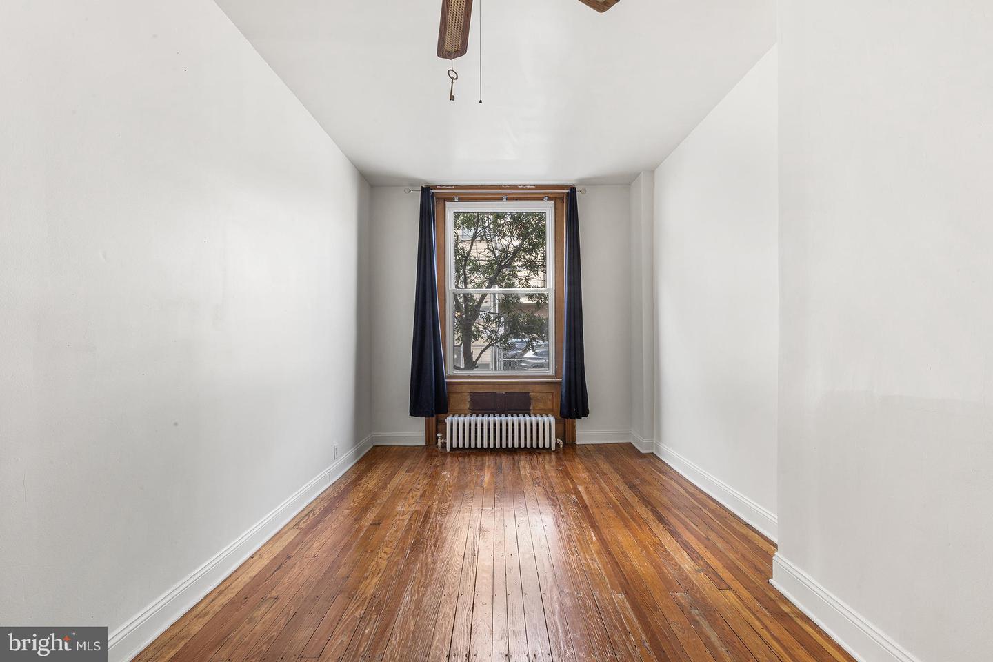 2119 S 13th Property Photo 10