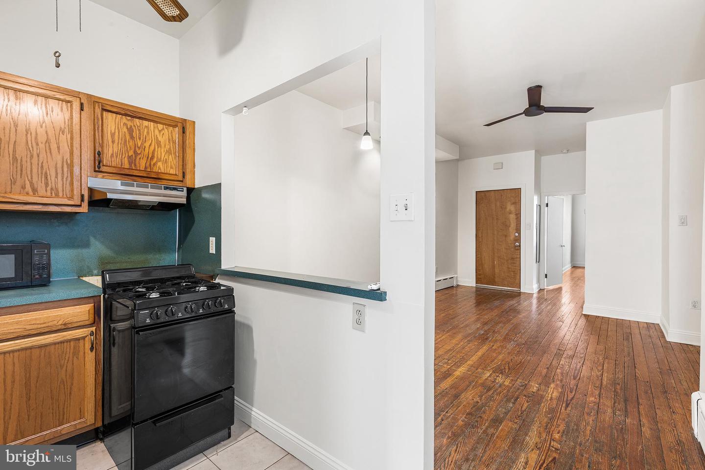 2119 S 13th Property Photo 12