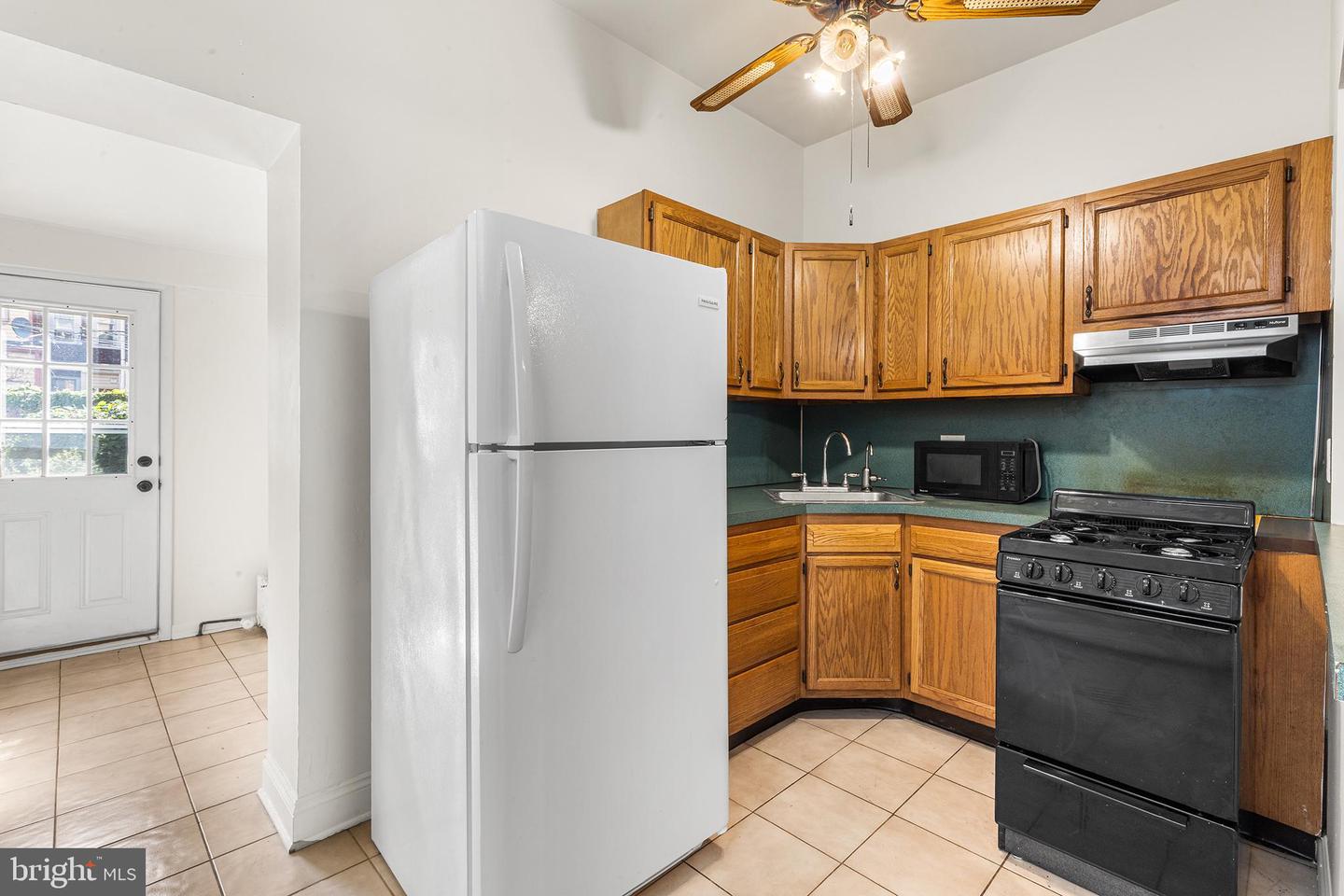 2119 S 13th Property Photo 13