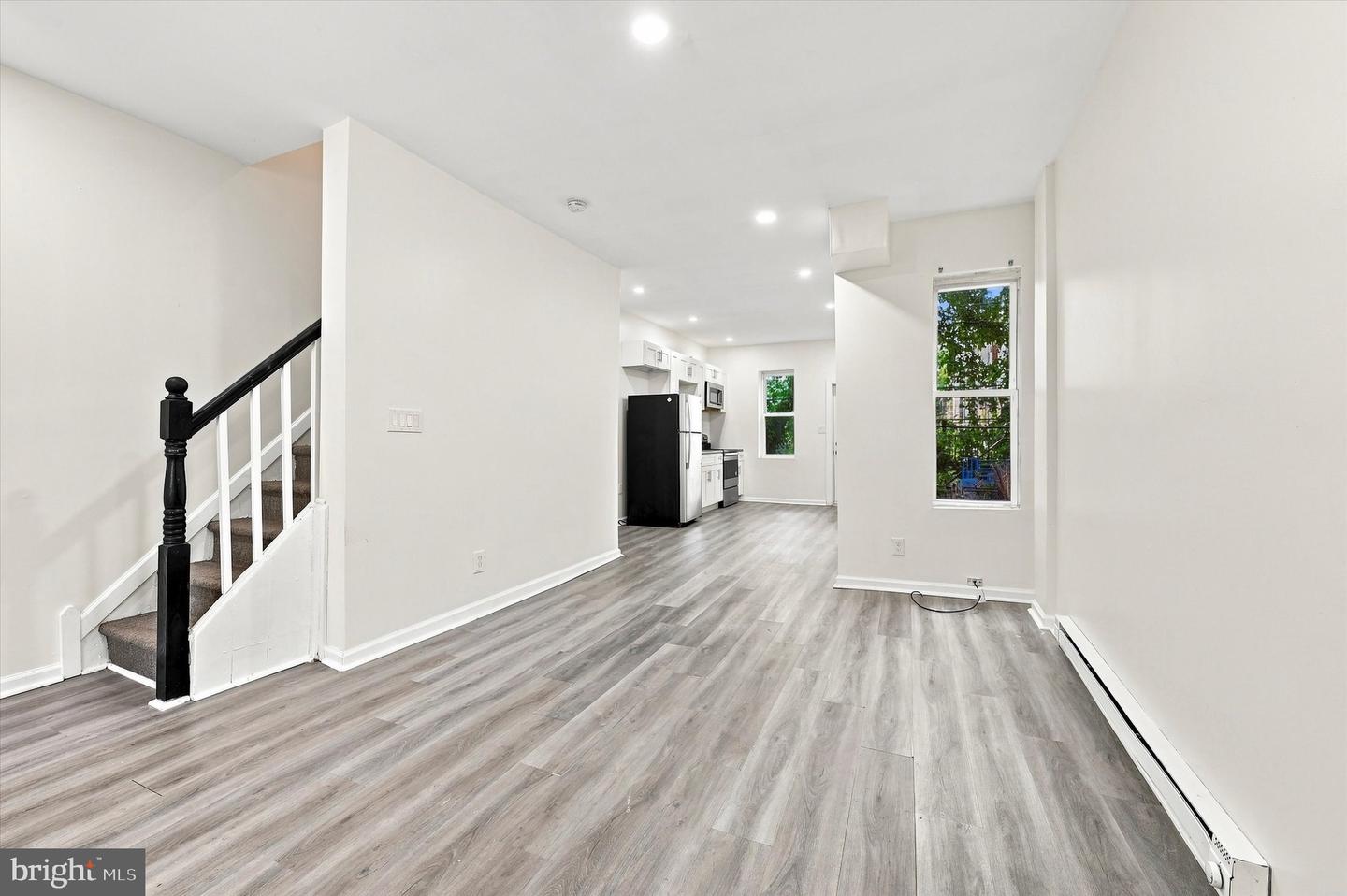 5710 Media St Property Photo 11