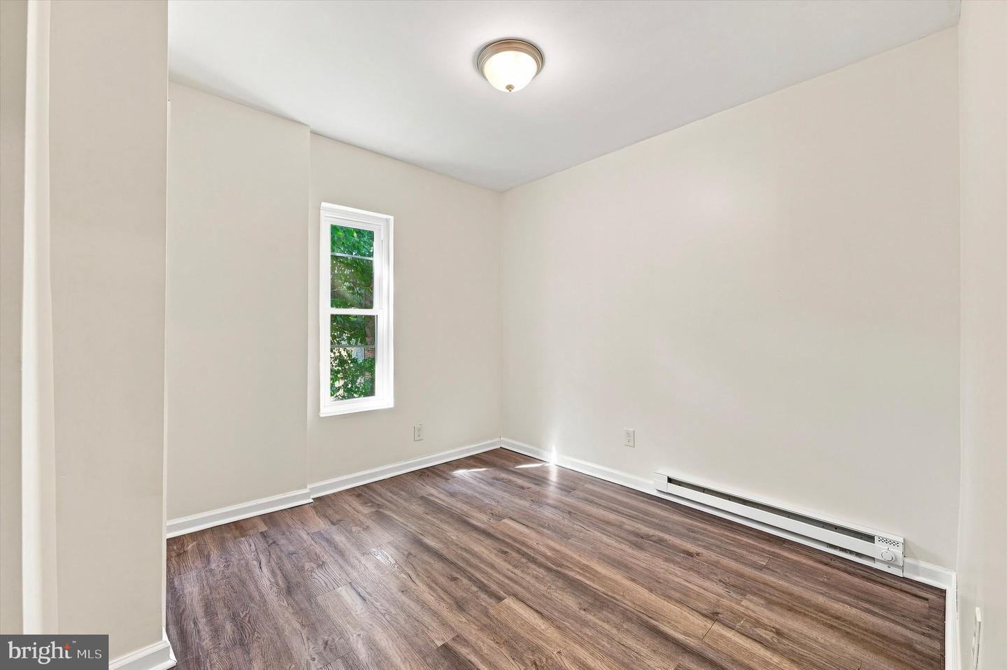 5710 Media St Property Photo 16
