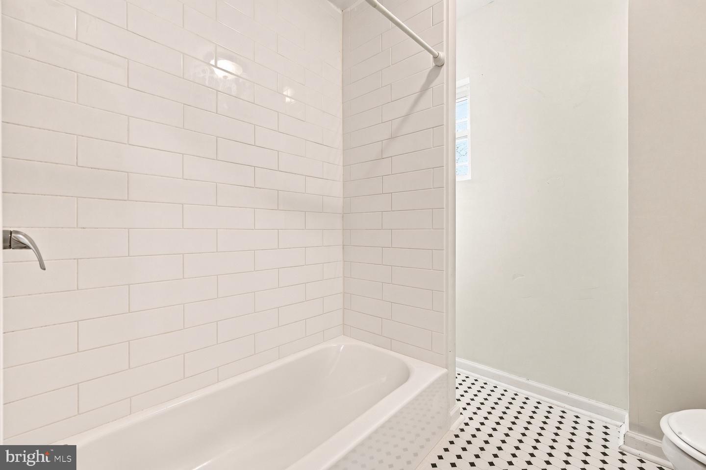 5710 Media St Property Photo 19