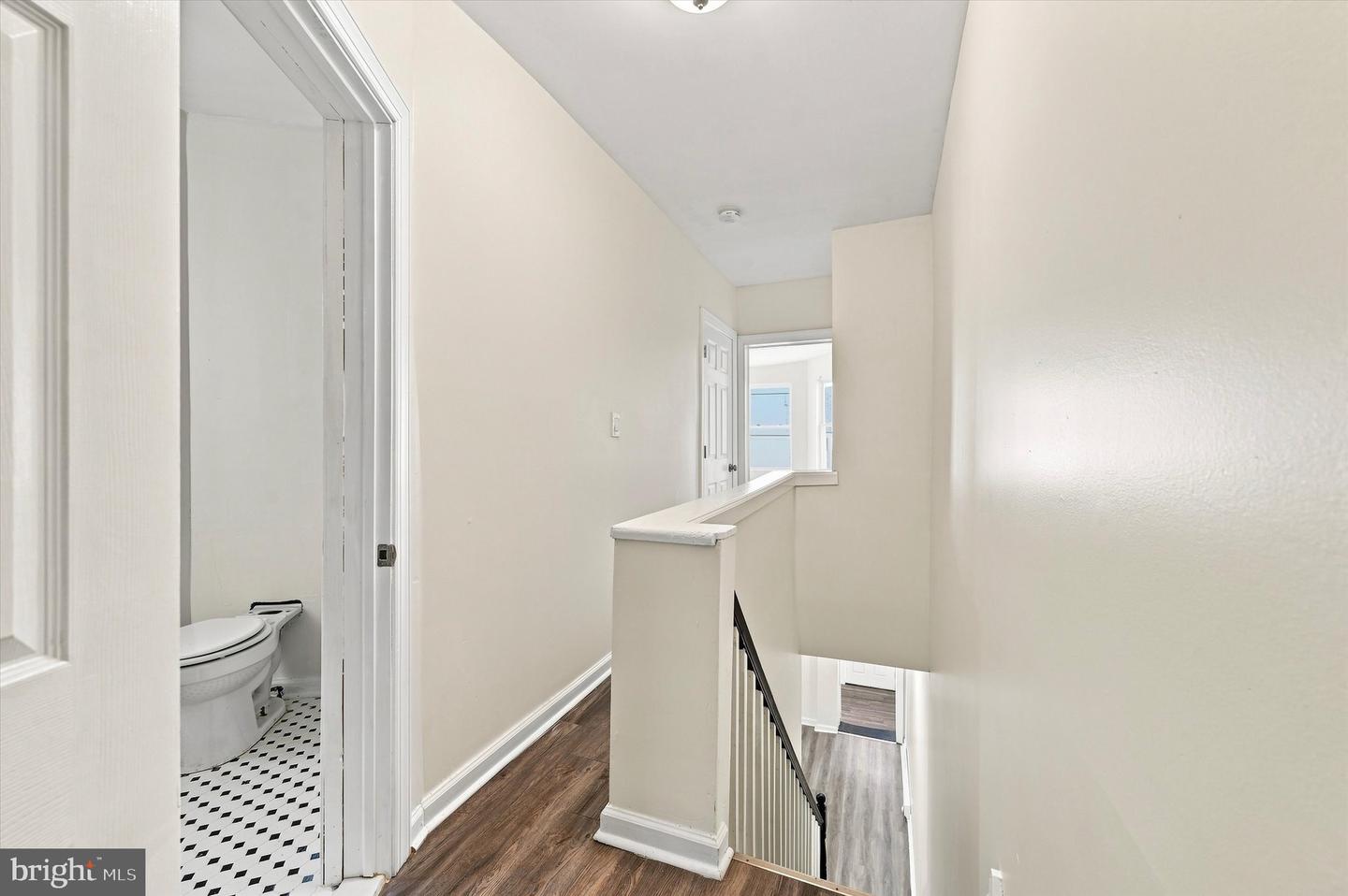 5710 Media St Property Photo 24