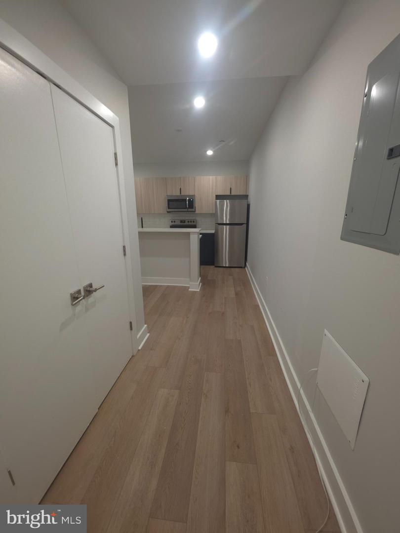 3503 Midvale Ave #ll1 Property Photo 25