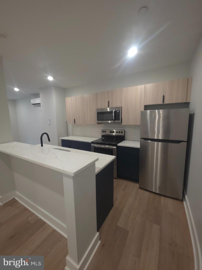 3503 Midvale Ave #ll1 Property Photo 27