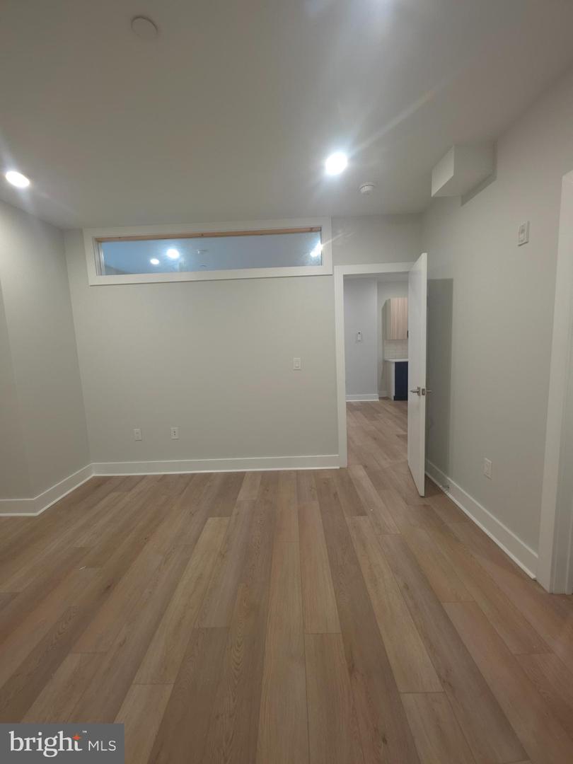 3503 Midvale Ave #ll1 Property Photo 36