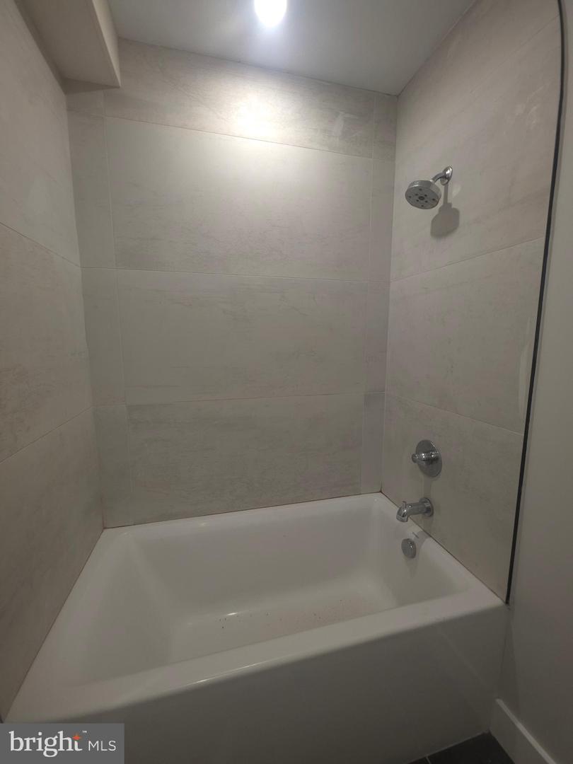 3503 Midvale Ave #ll1 Property Photo 38