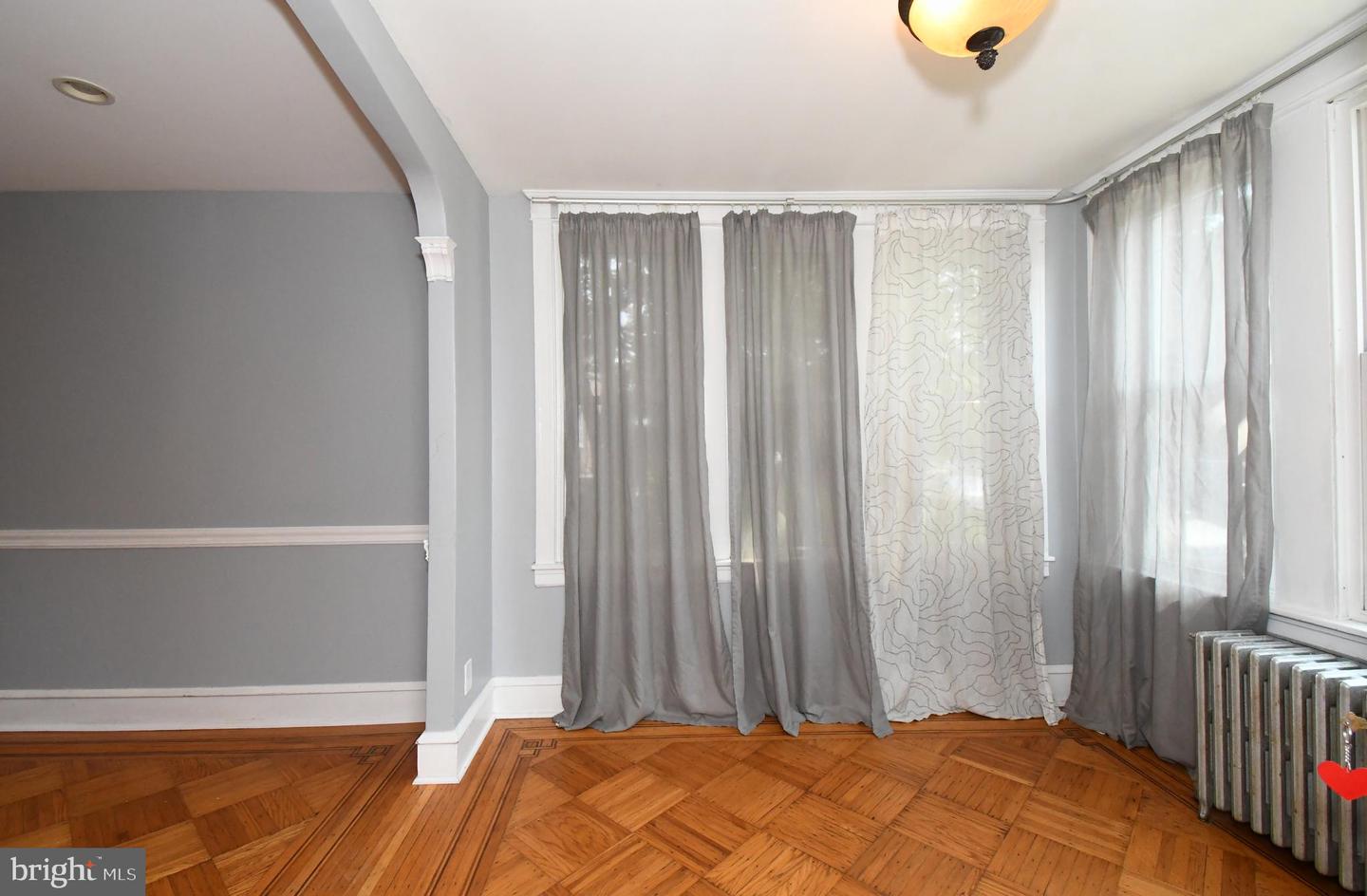 648 Gerhard St Property Photo 3