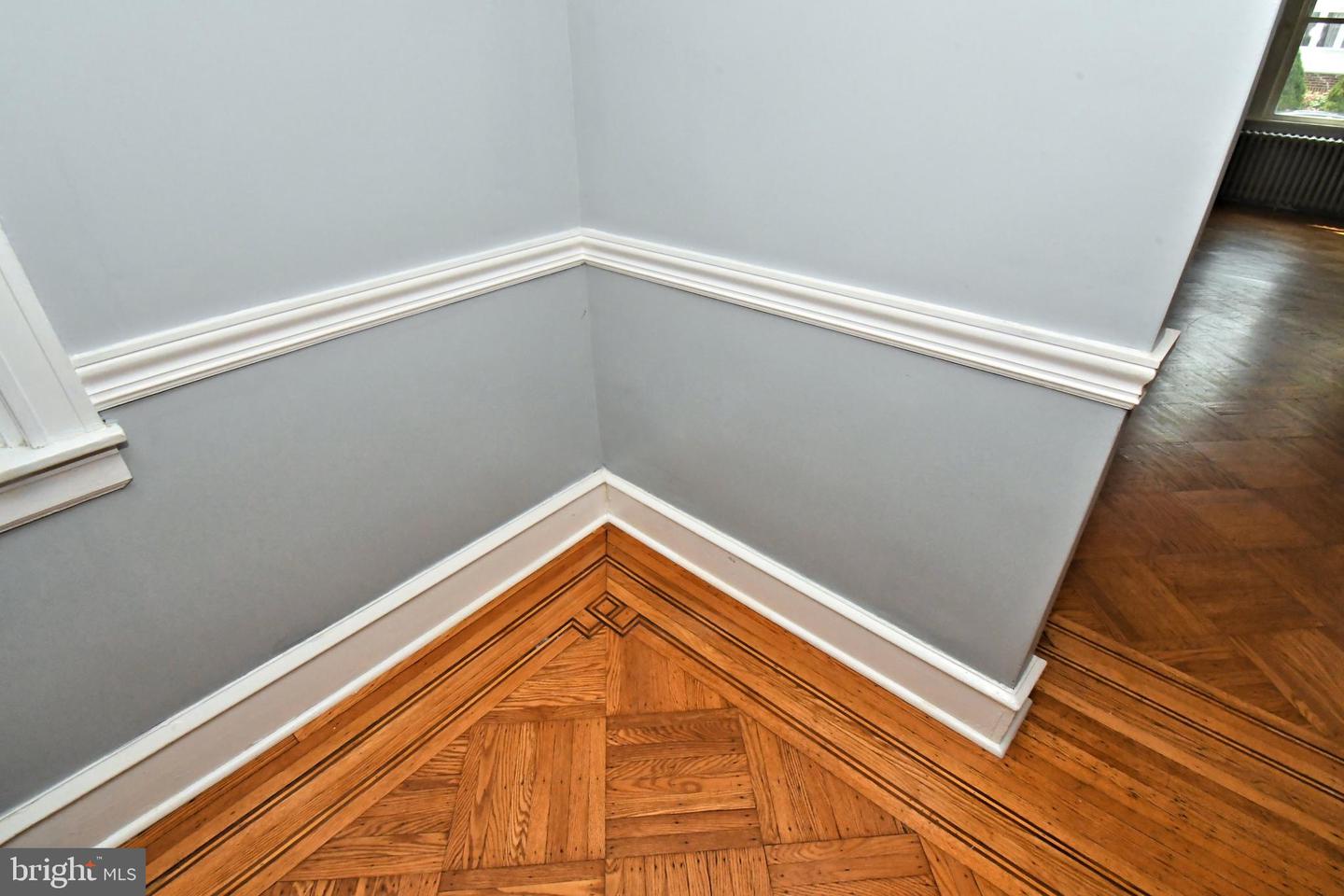 648 Gerhard St Property Photo 12