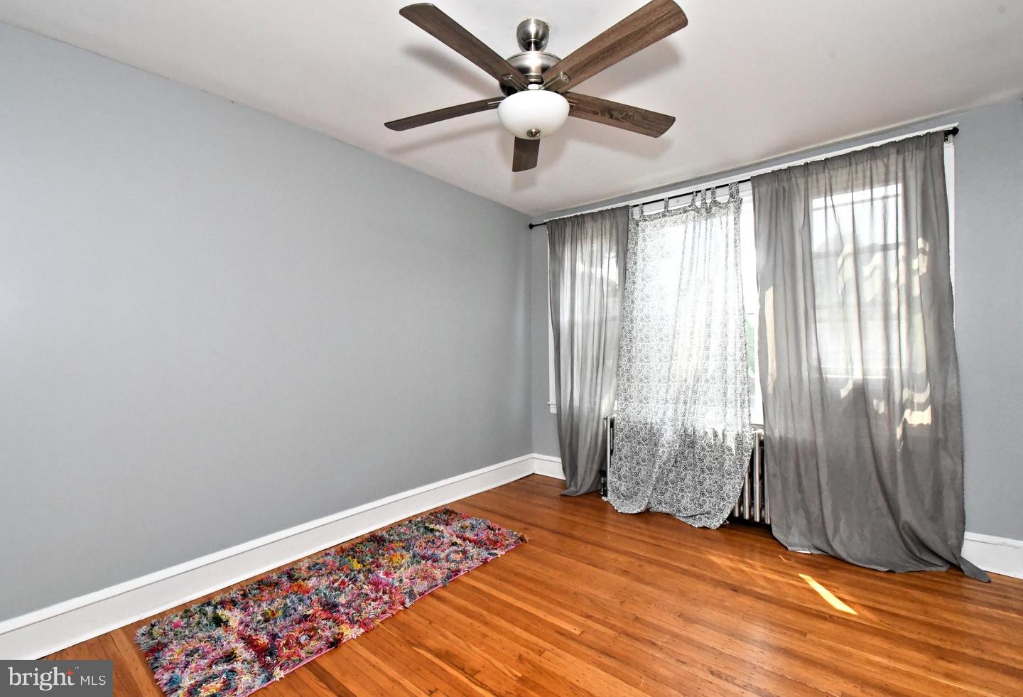 648 Gerhard St Property Photo 21