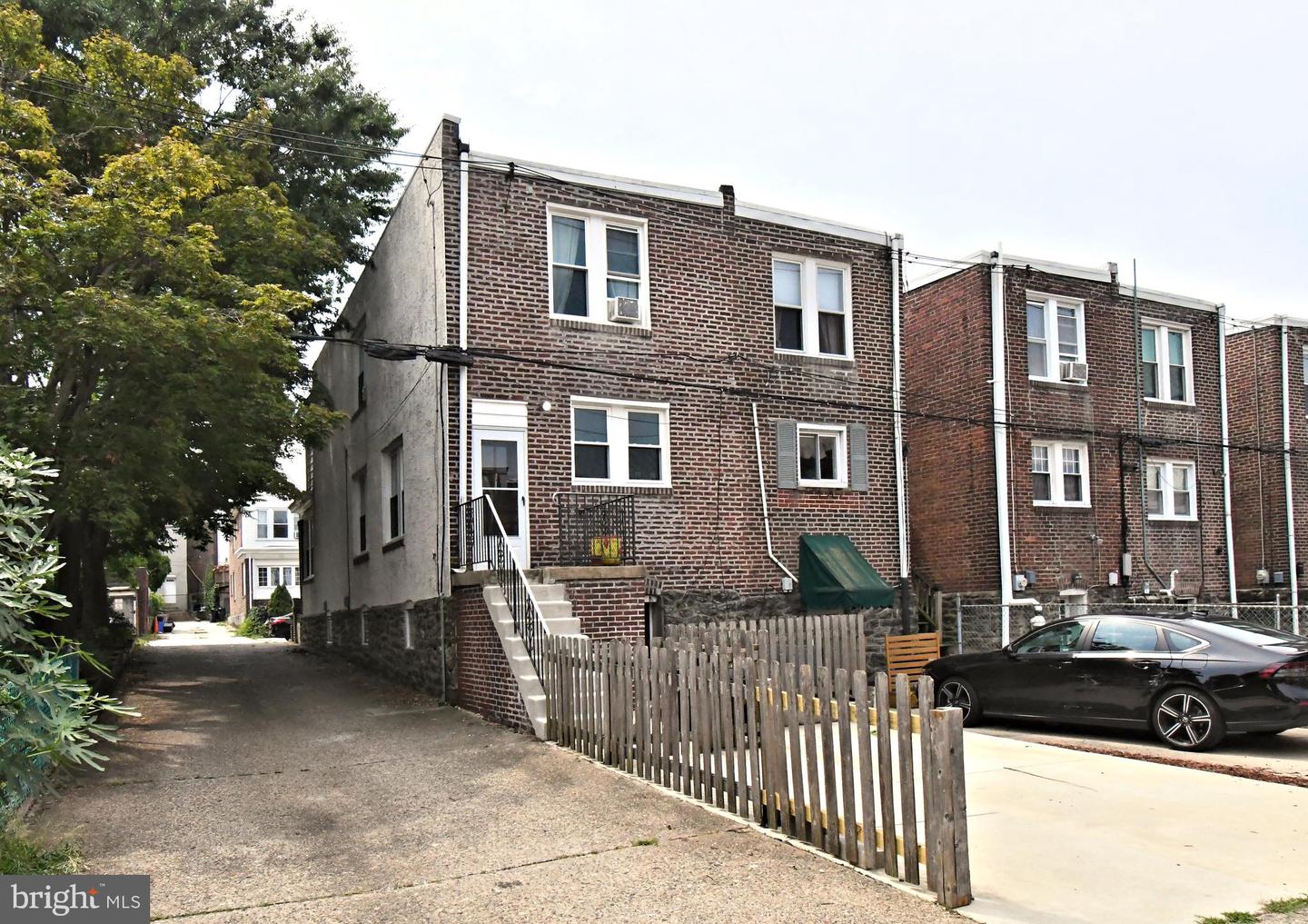 648 Gerhard St Property Photo 35