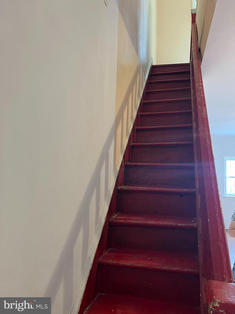 708 W Ritner St Property Photo 5