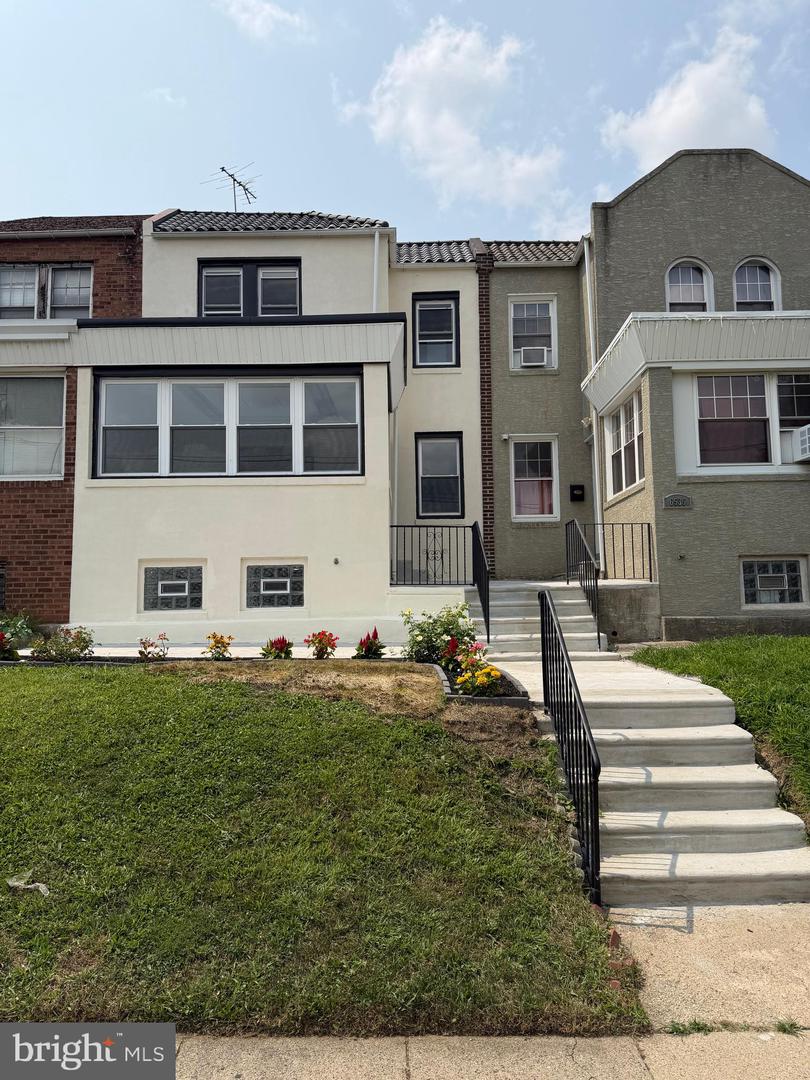 6534 Ogontz Ave Property Photo 1