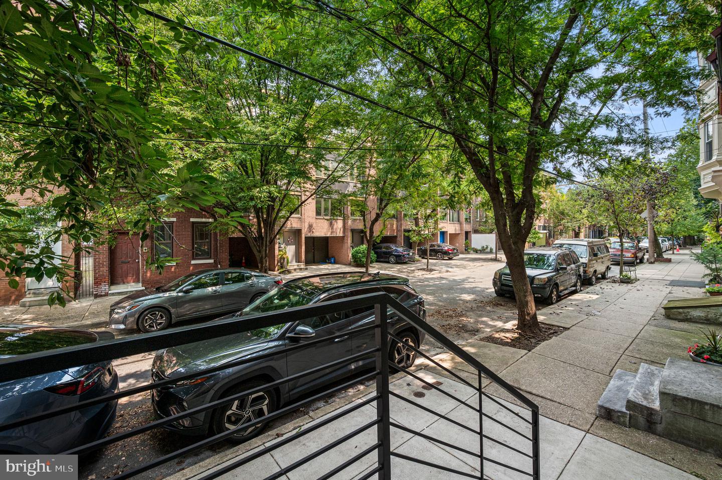 250 Monroe St Property Photo 4