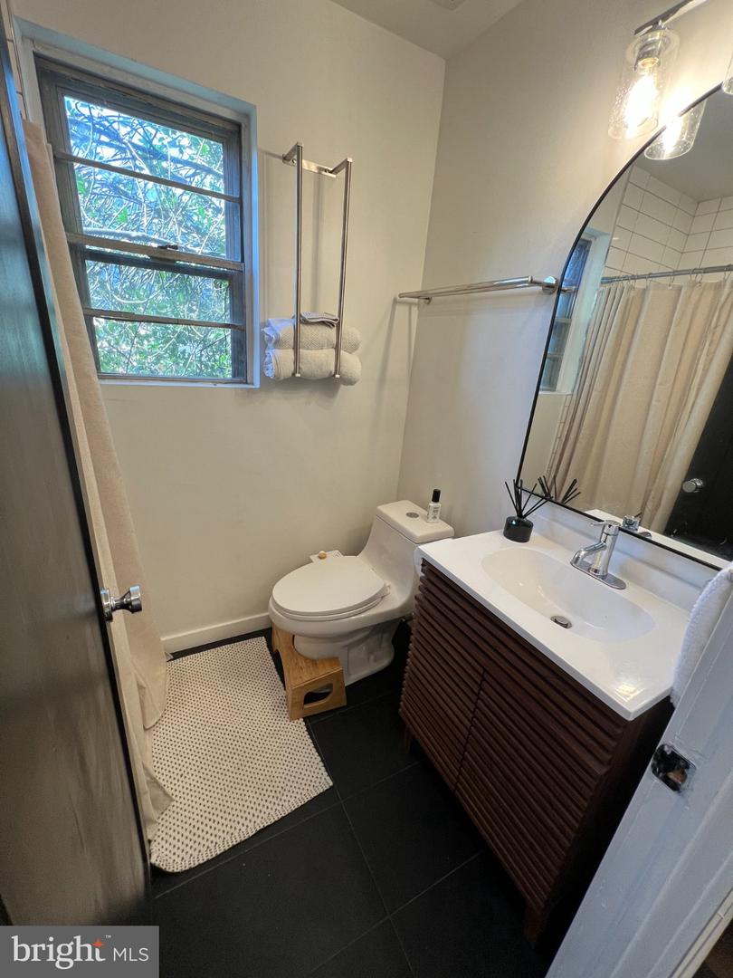 2660 Wentworth Rd #2 Property Photo 10