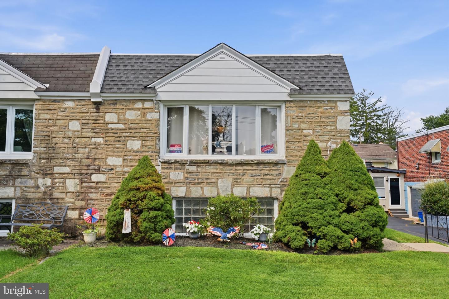 2012 Tomlinson Property Photo 1