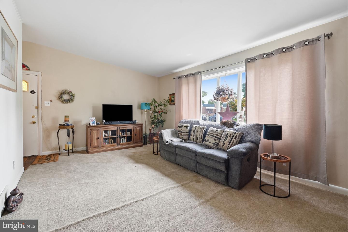 2012 Tomlinson Property Photo 7