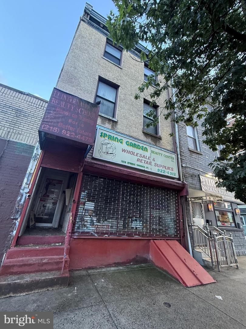 1238 Spring Garden St Property Photo 1