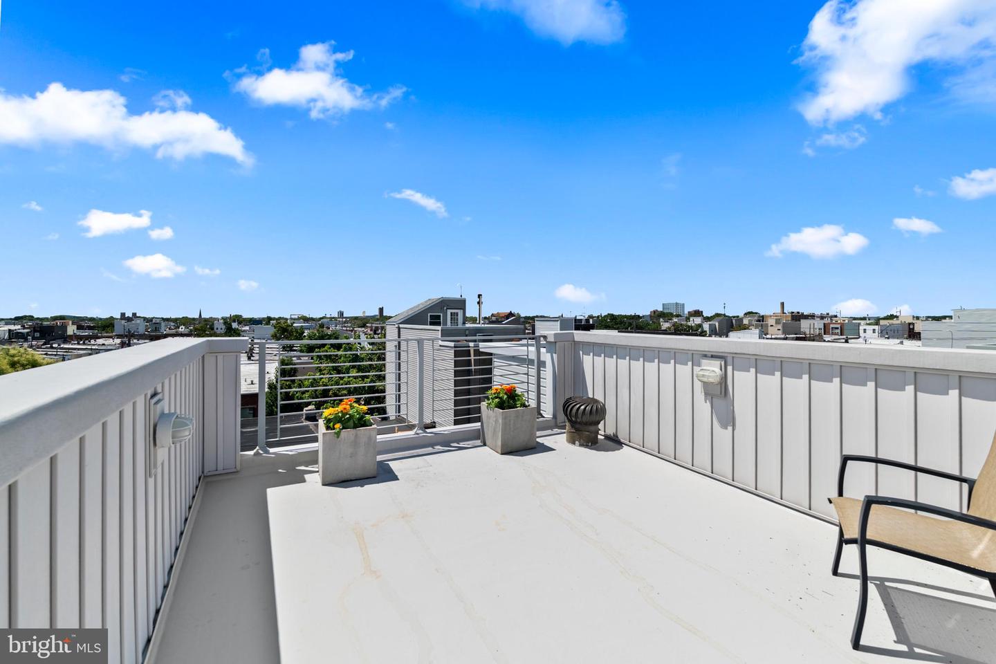 1841 Mountain St Property Photo 32
