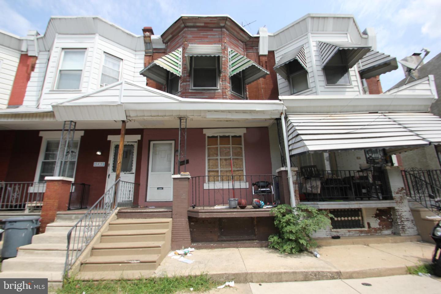 5417 SPRING ST Property Photo 1